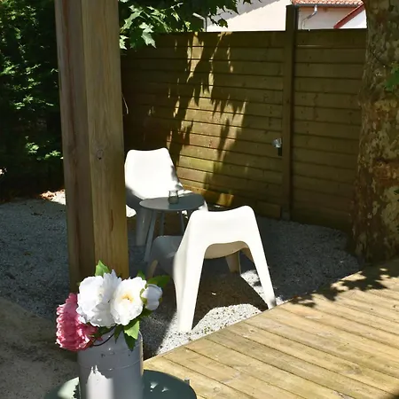 דירה Regis - Jardin-parking-wifi-equipe באיון