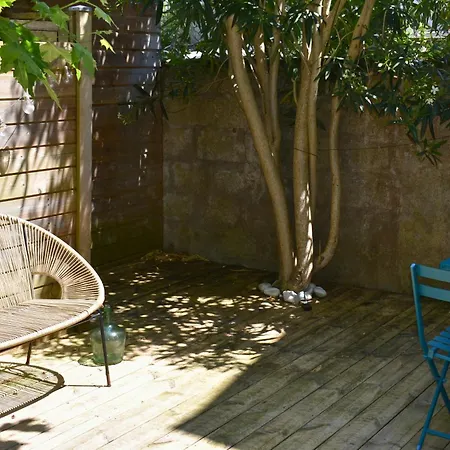 Apartment Regis - Jardin-parking-wifi-equipe